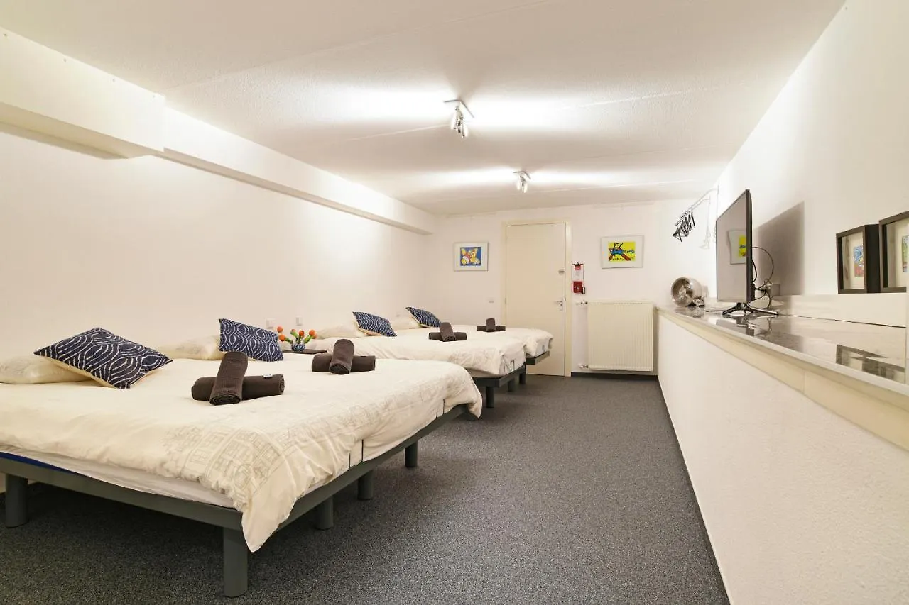 Bed and Breakfast Leidseplein-Amsterdam Centre 3*, Amsterdam