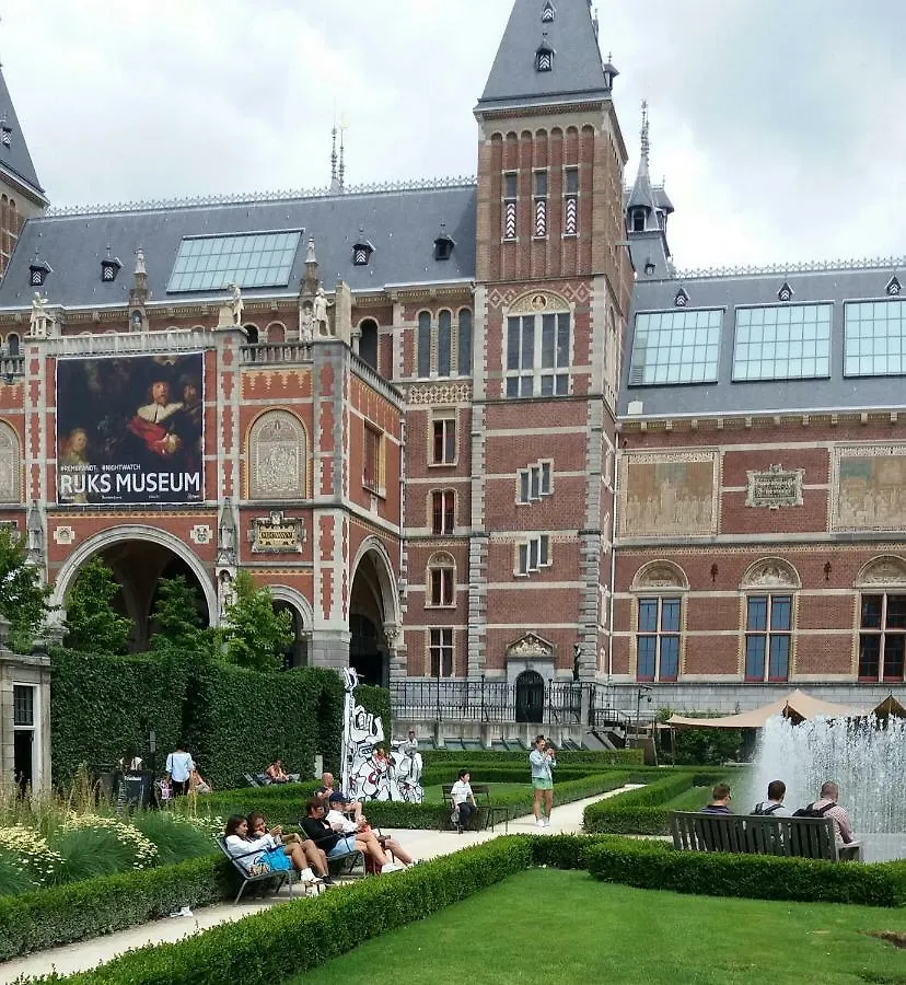 Bed and Breakfast Leidseplein-Amsterdam Centre Frühstückspension